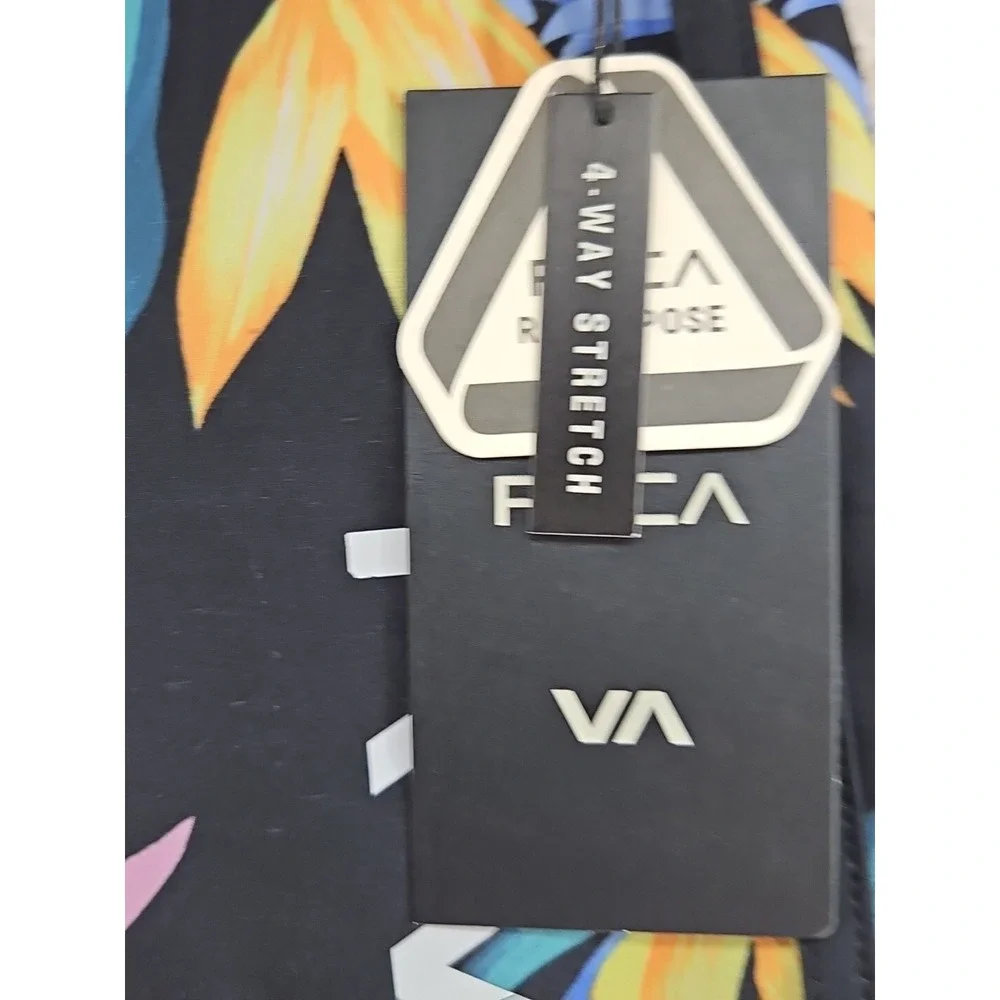RVCA Surf Board Shorts Mens Size 29 Hawaiian Hibiscus Flowers Black New With Tag